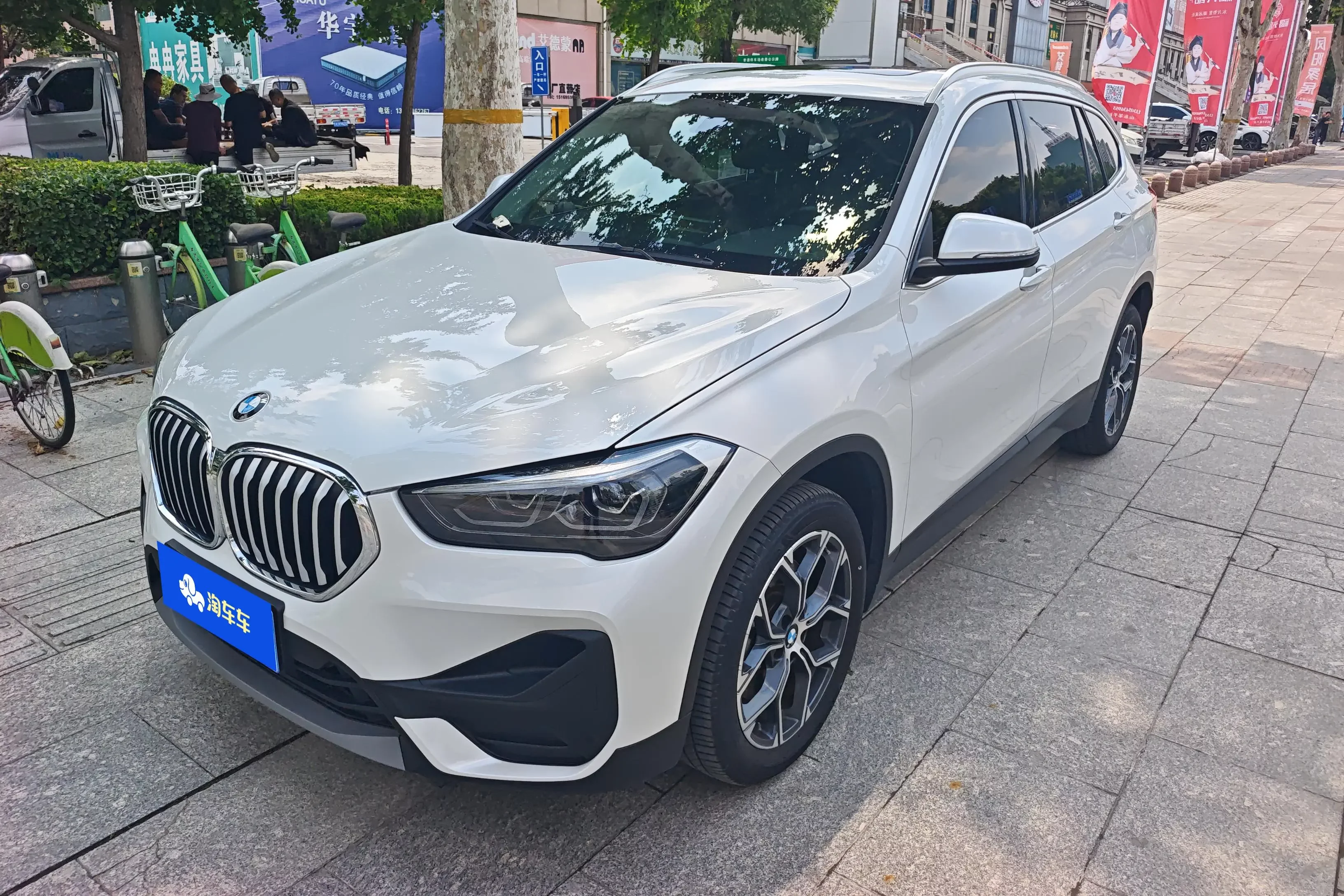 BMW X1