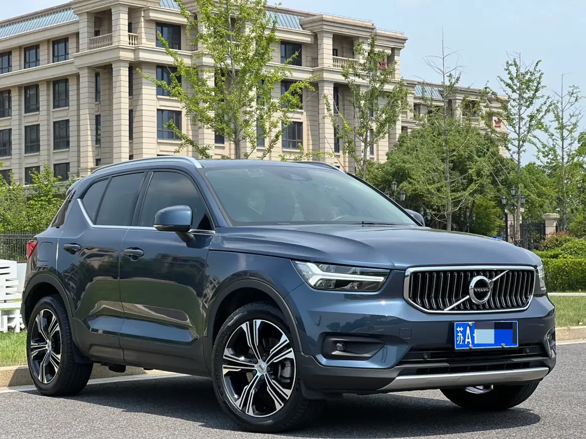 Volvo XC40
