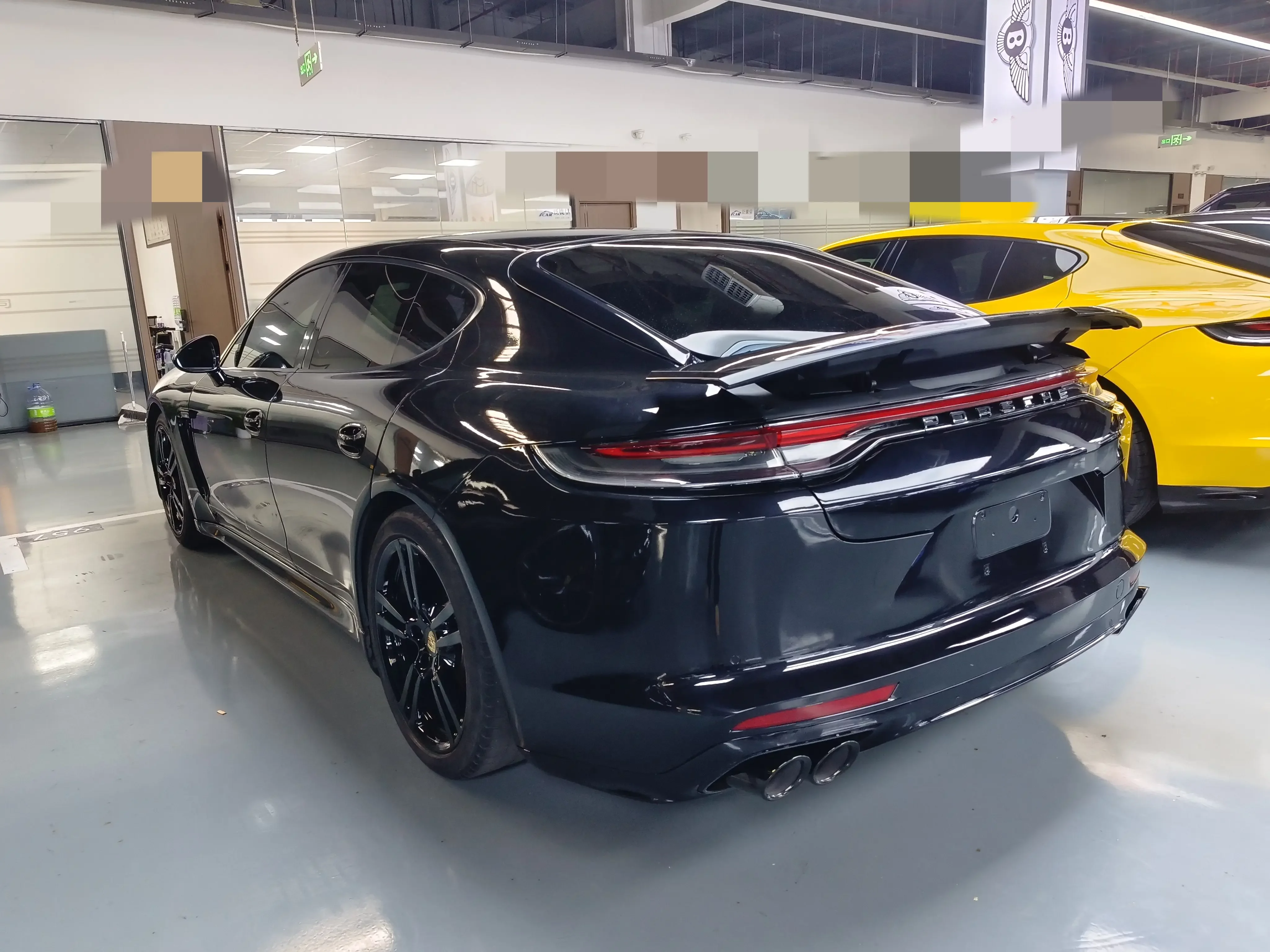Porsche Panamera