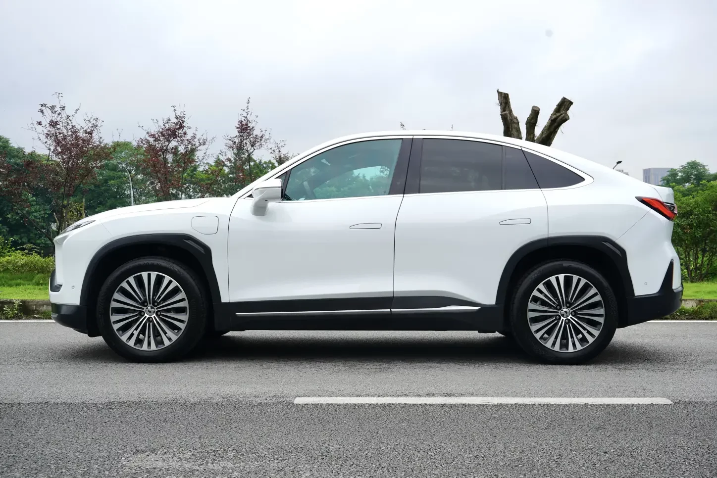 NIO EC6