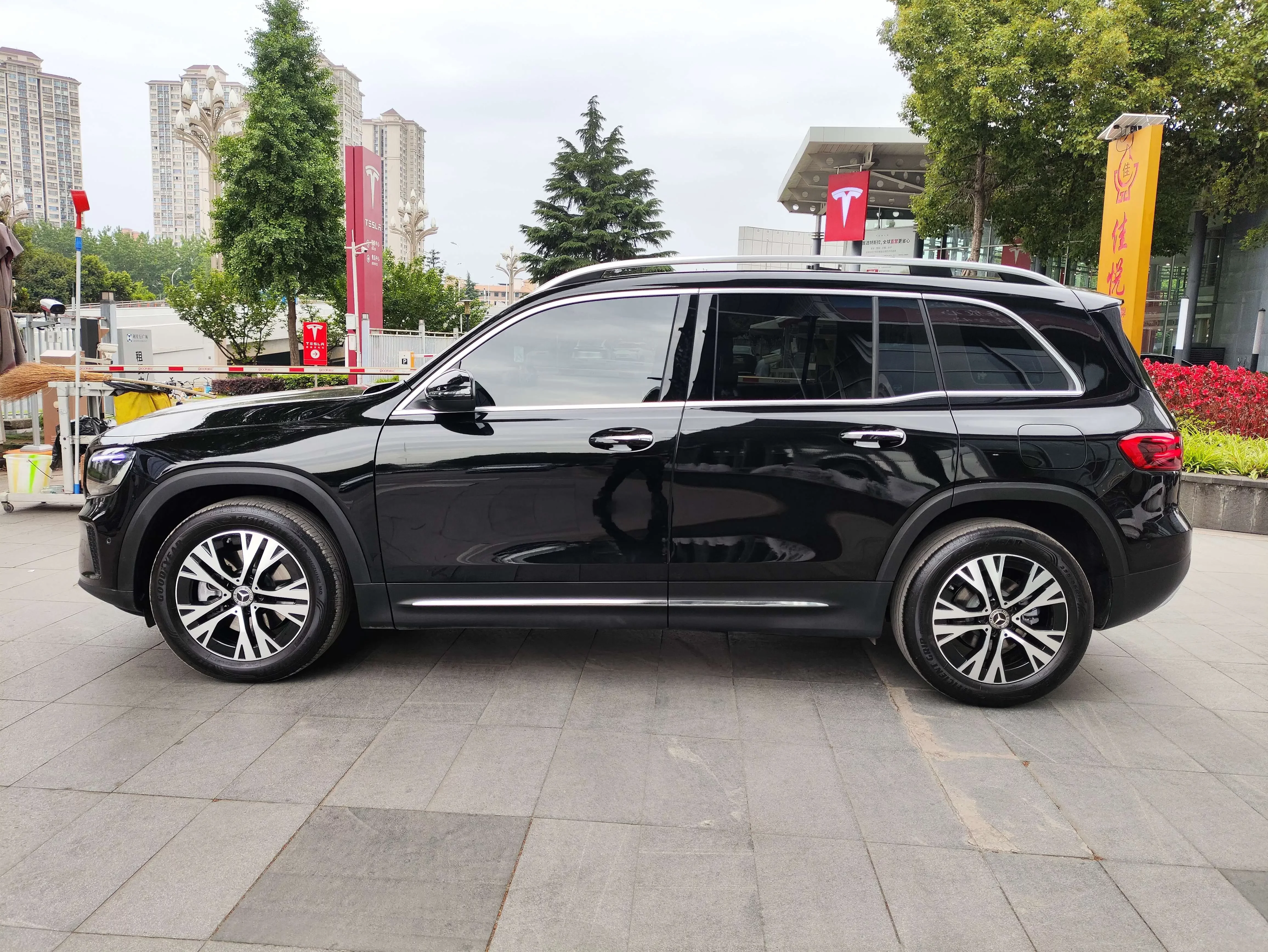 Mercedes-Benz GLB