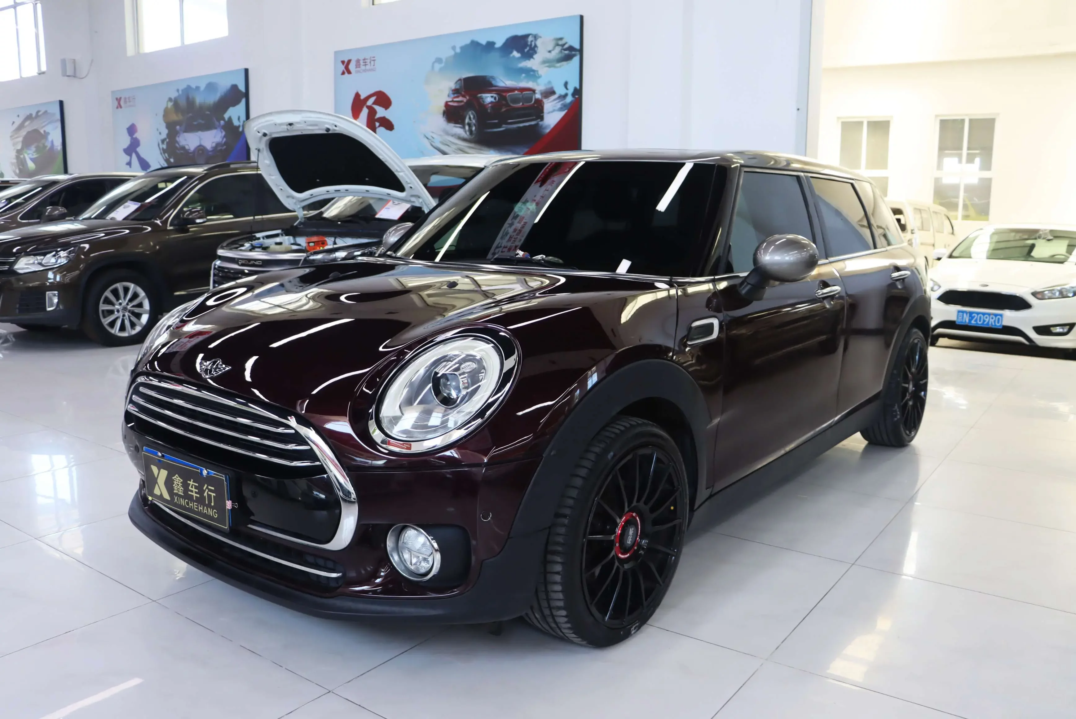 MINI CLUBMAN