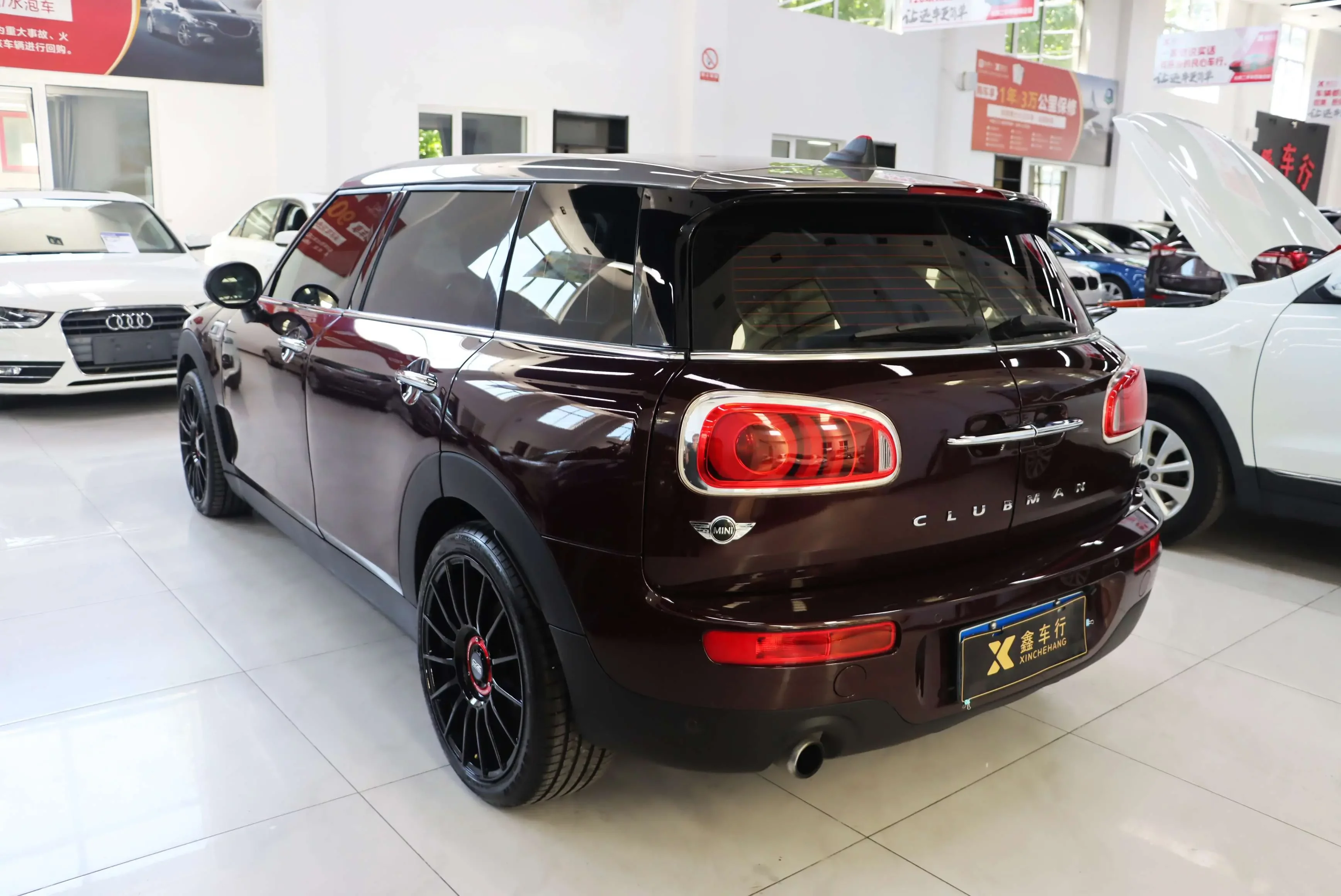 MINI CLUBMAN