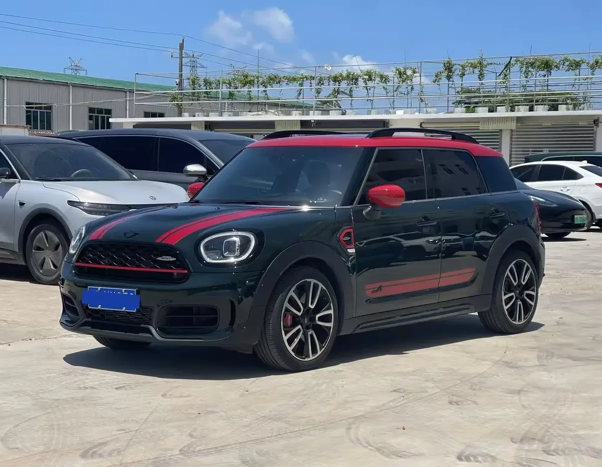 MINI JCW COUNTRYMAN