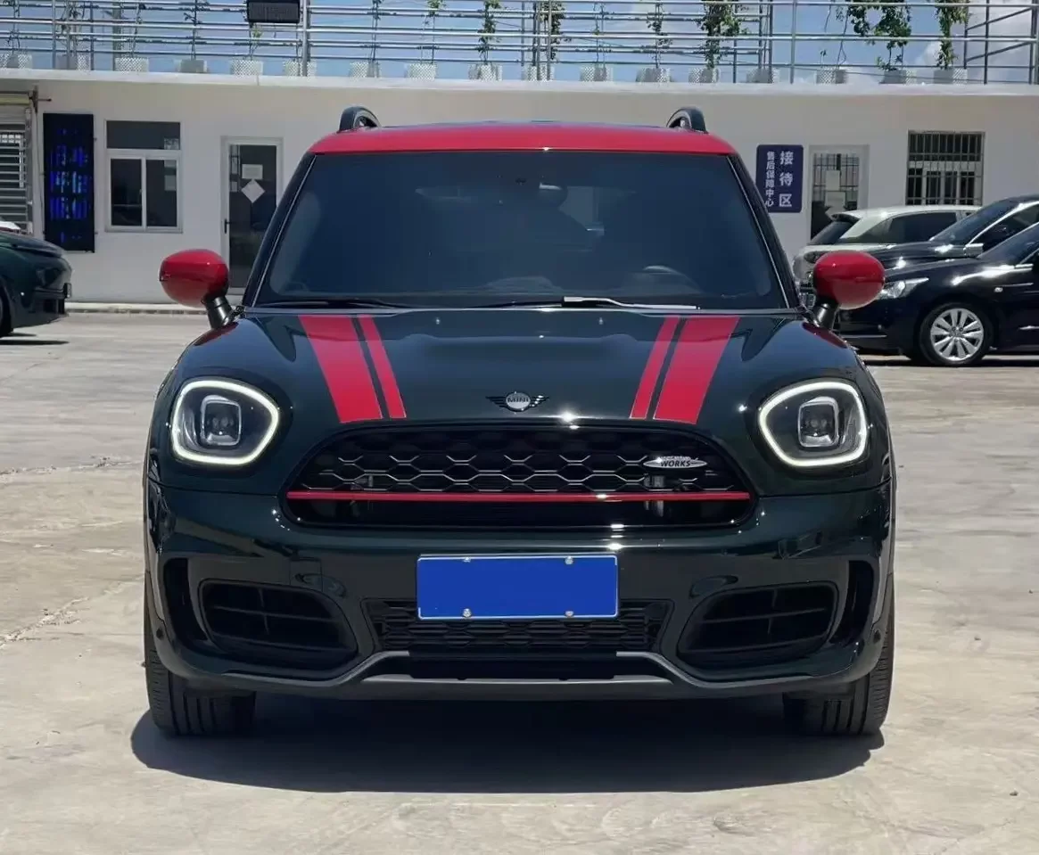 MINI JCW COUNTRYMAN