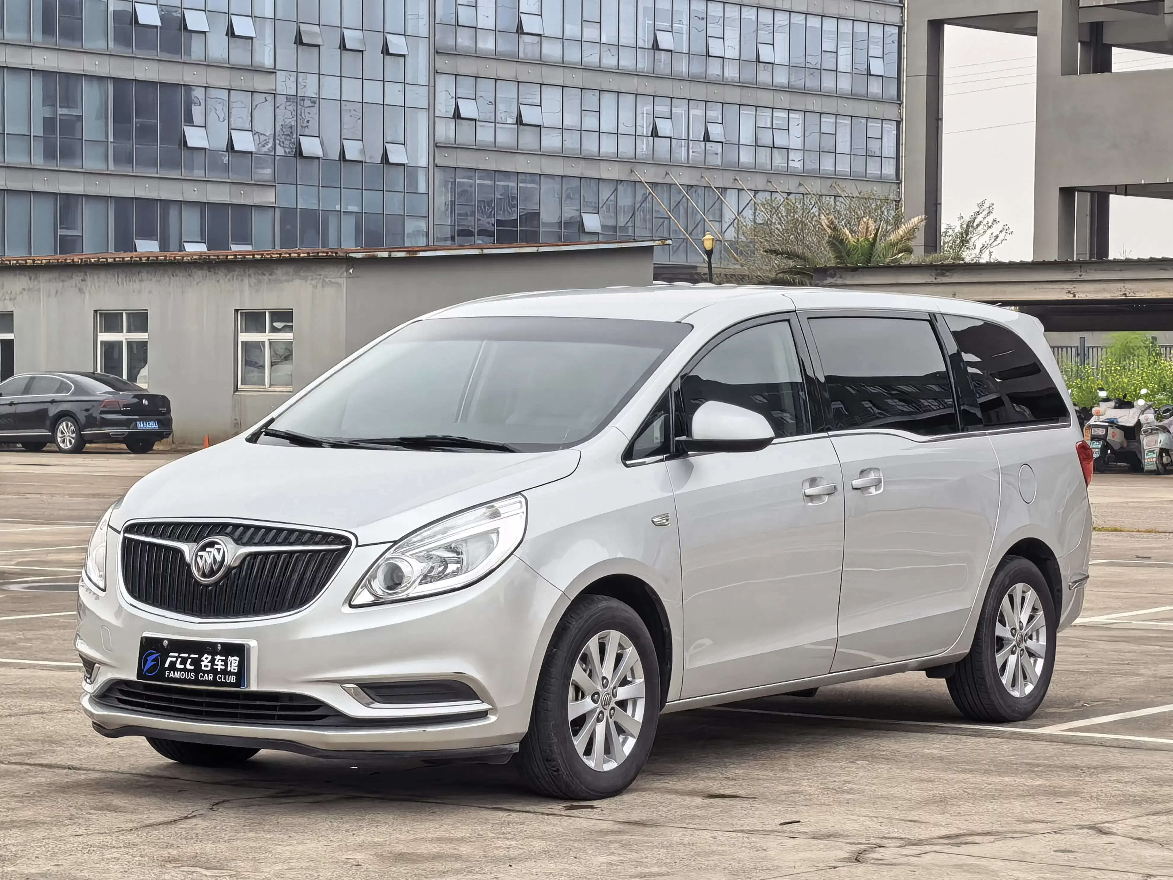 Buick GL8