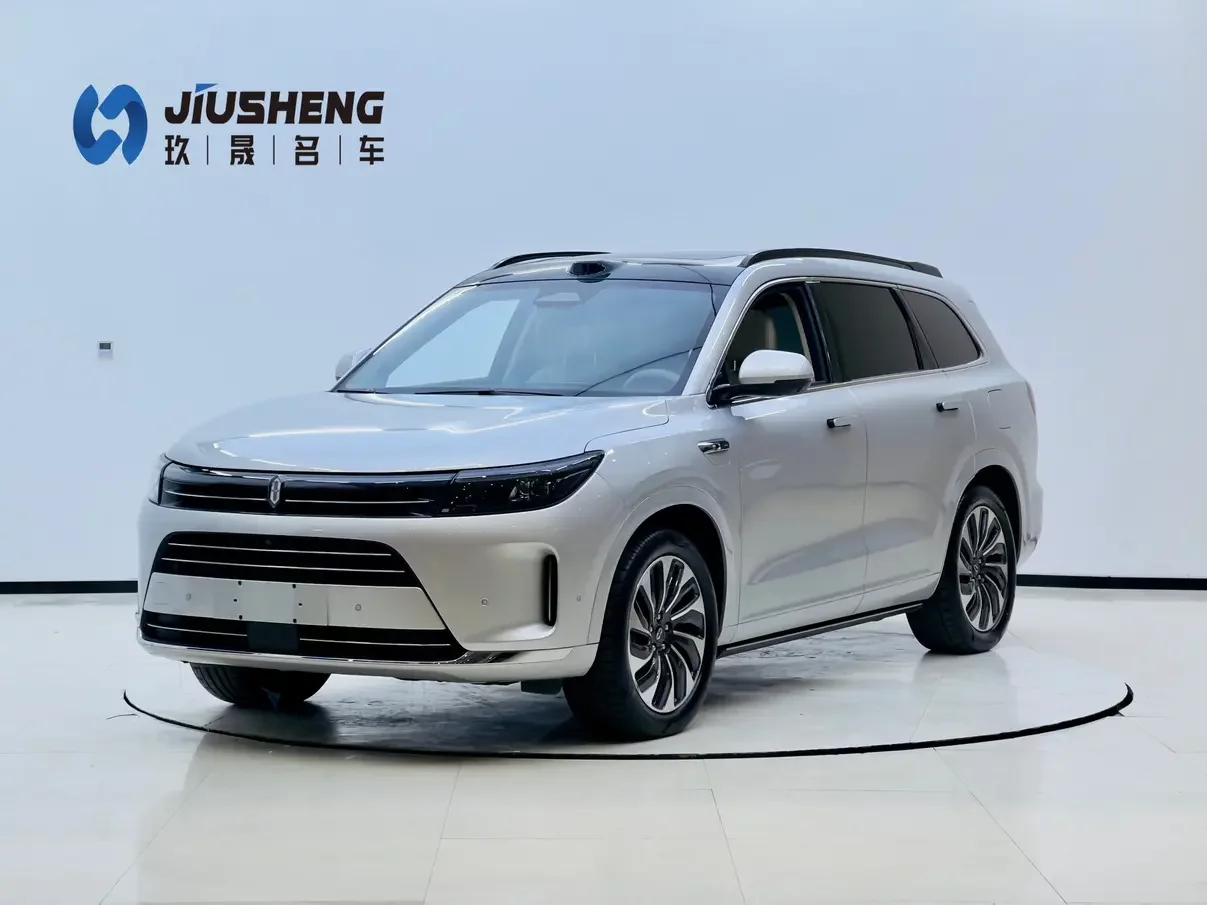 AITO M7 (Wenjie M7)  из Китая