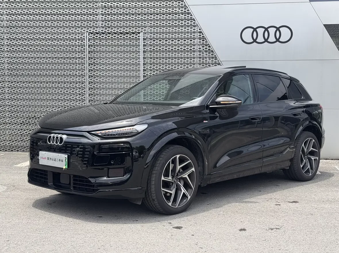 Audi Q6L e-tron