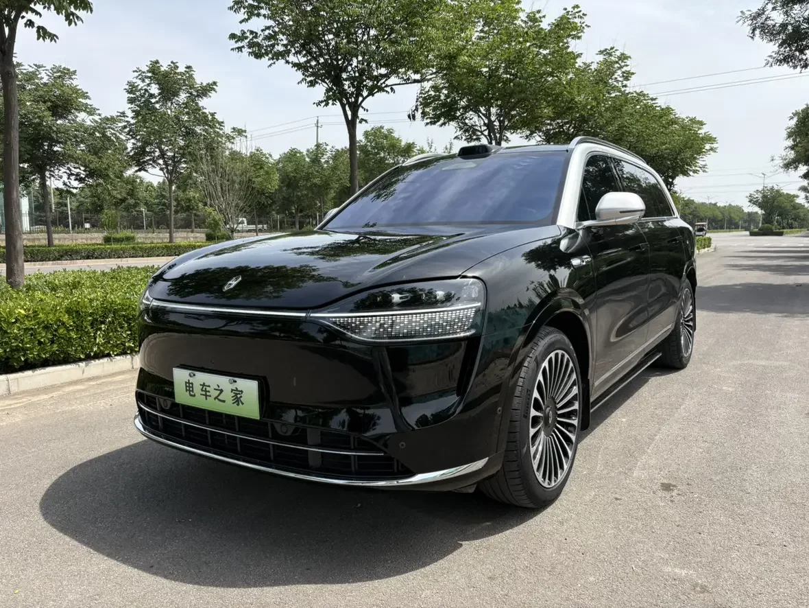 AITO M9 (Wenjie M9)  из Китая