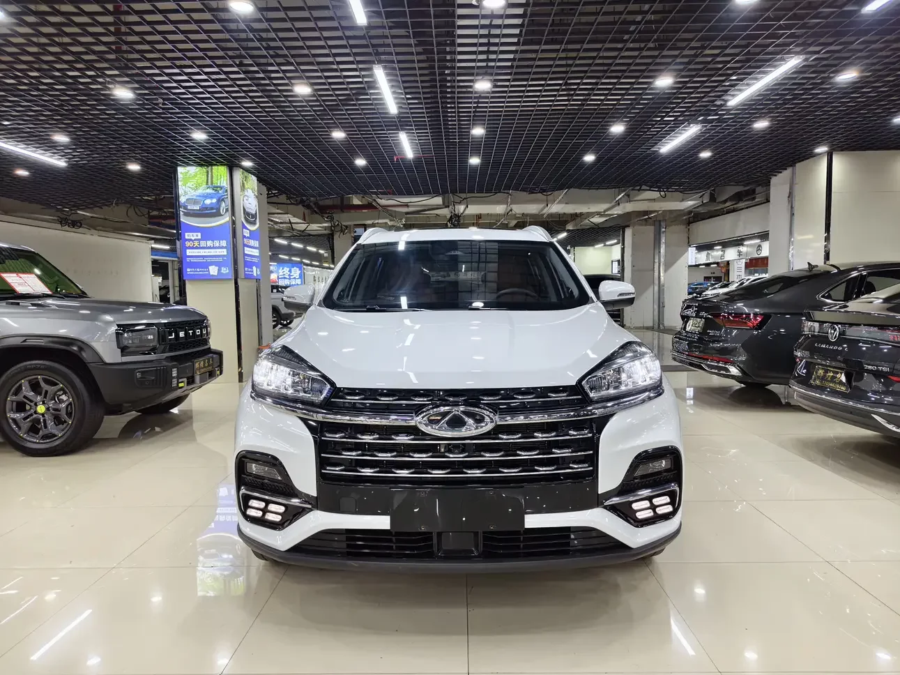 Chery Tiggo 8
