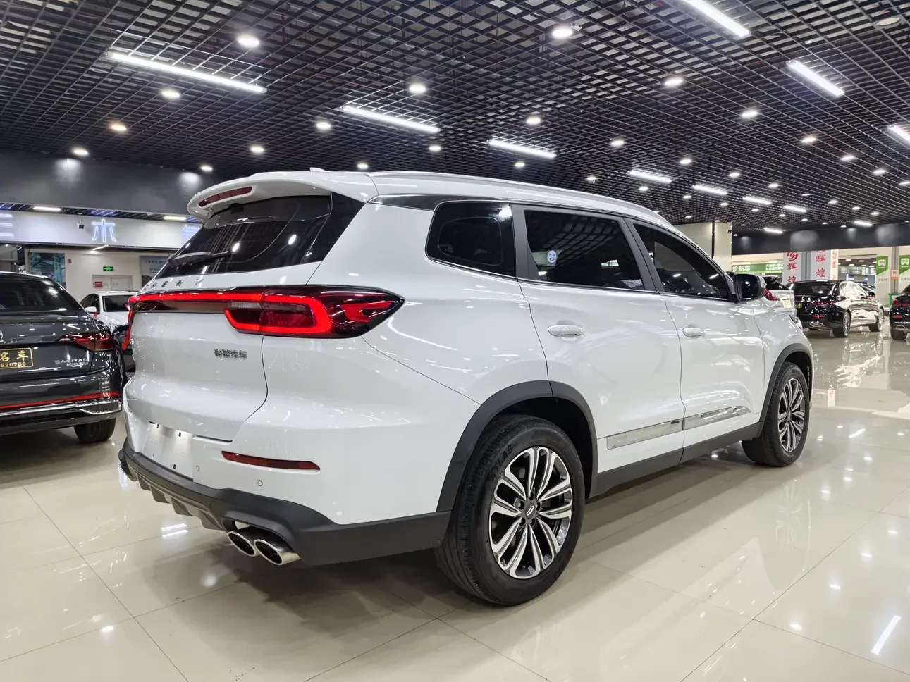 Chery Tiggo 8