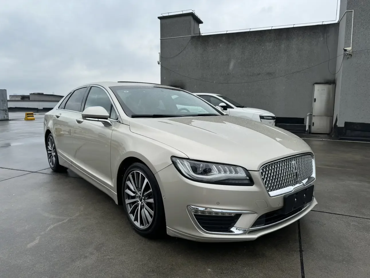 Lincoln MKZ