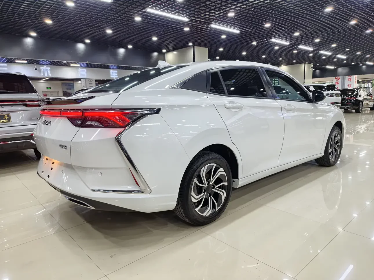 Dongfeng Yixuan