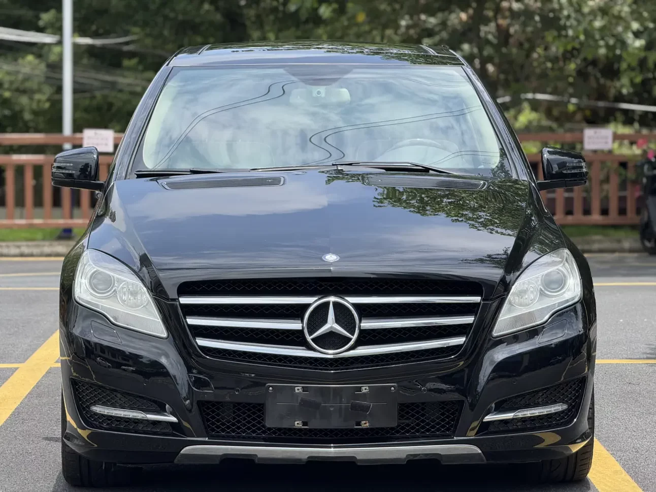 Mercedes-Benz R-Class