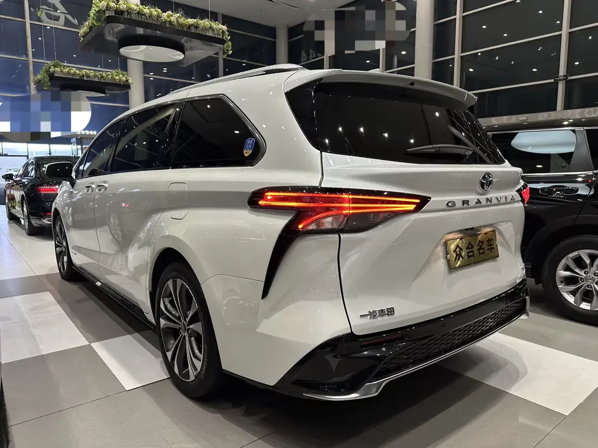 Toyota Granvia