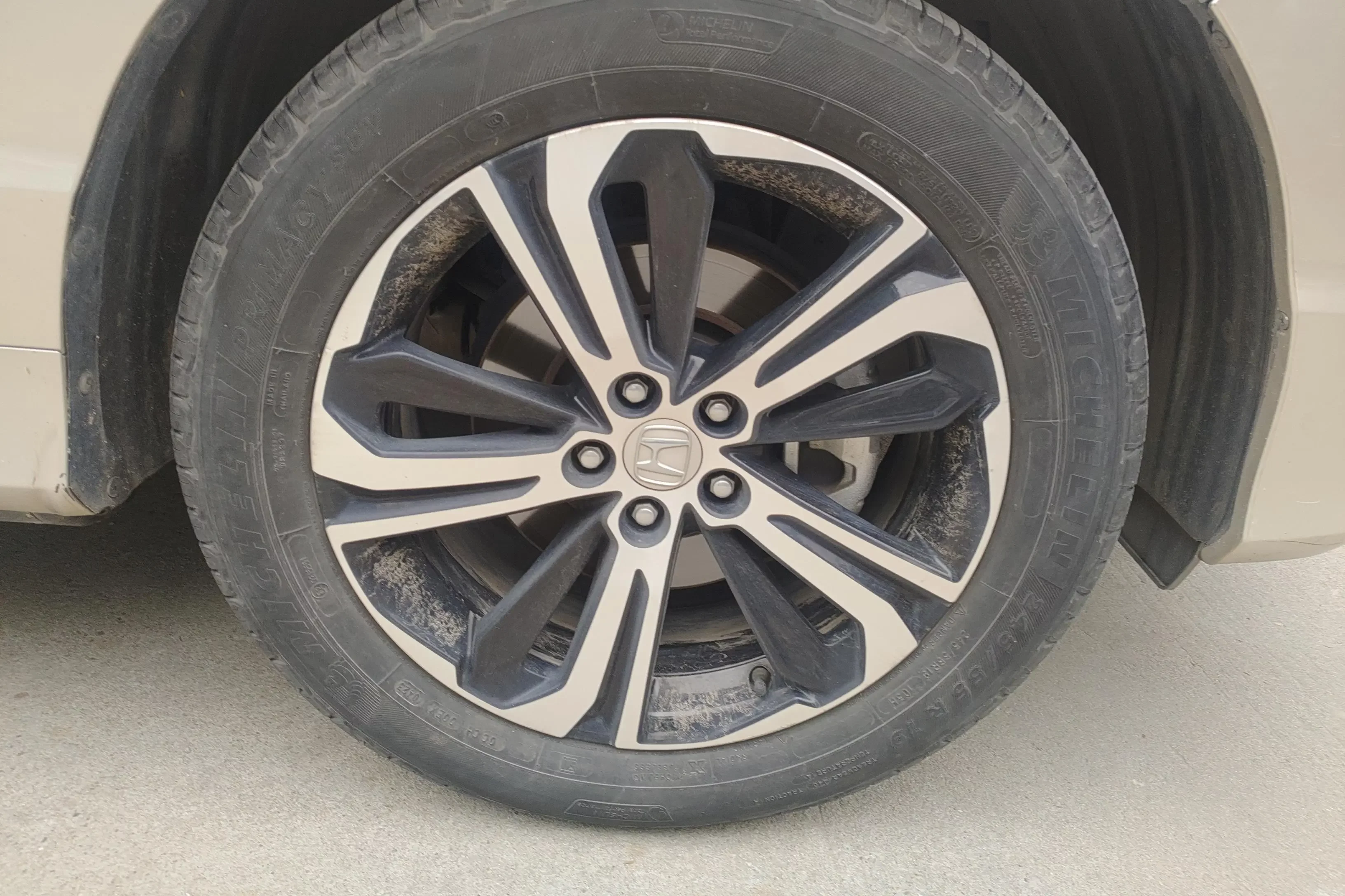 Honda UR-V