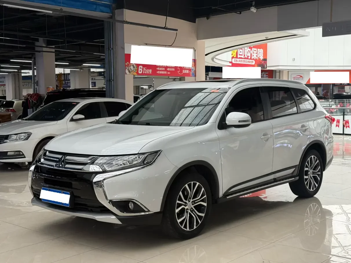 Mitsubishi Outlander  из Китая