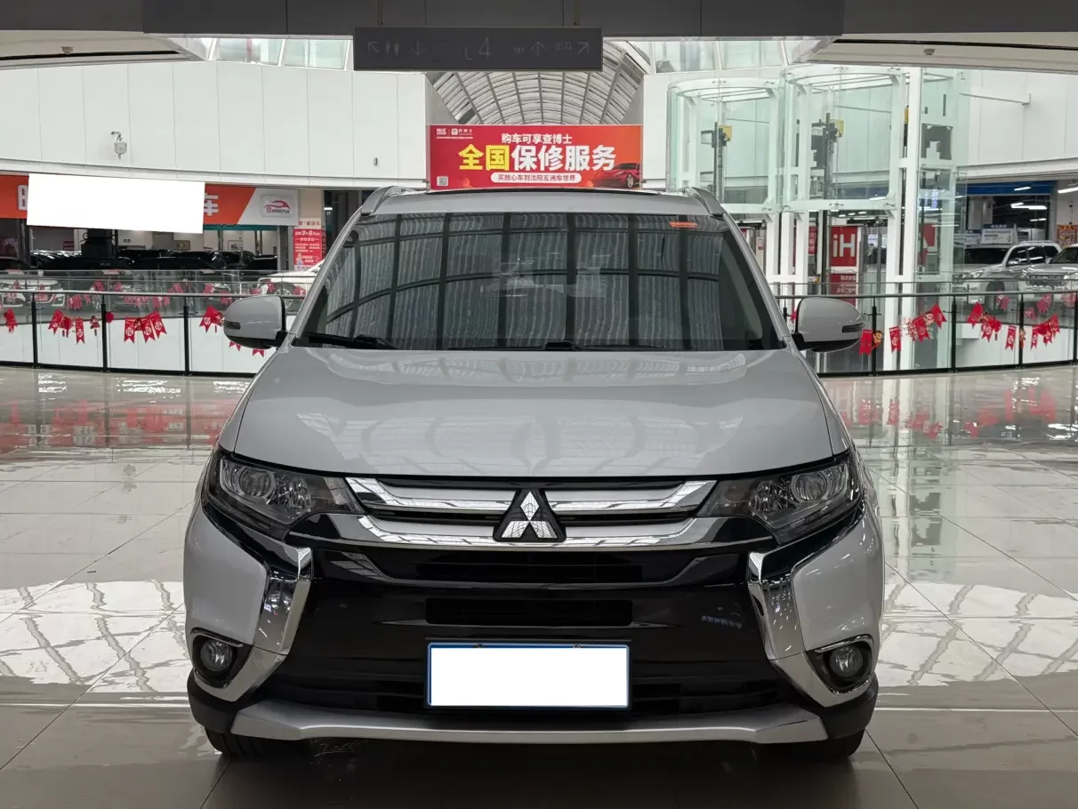 Mitsubishi Outlander  из Китая