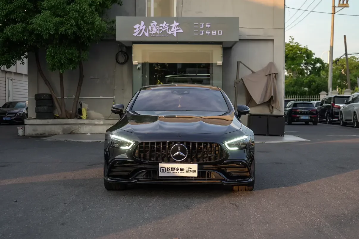 Mercedes-Benz AMG GT