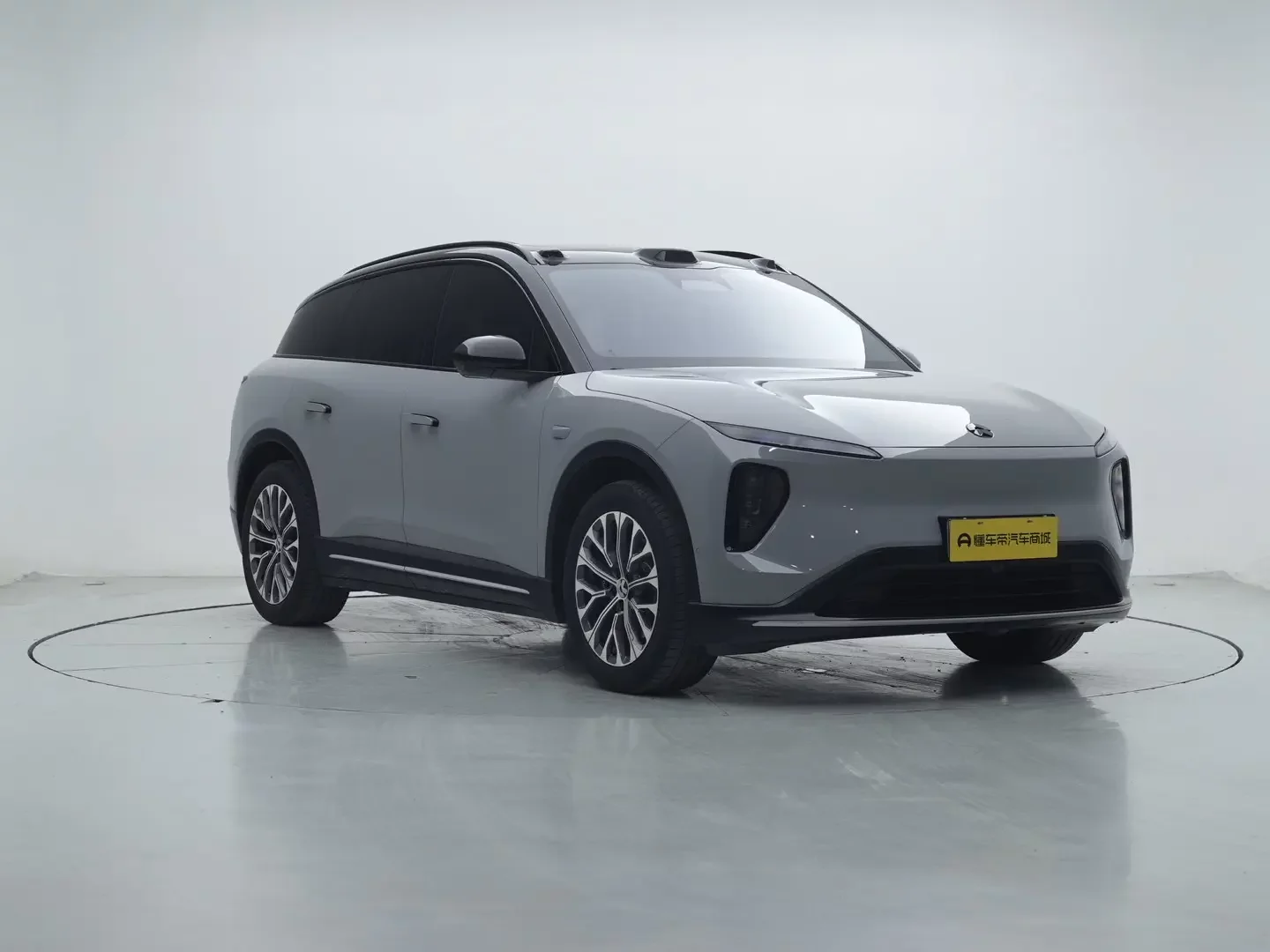 NIO ES6