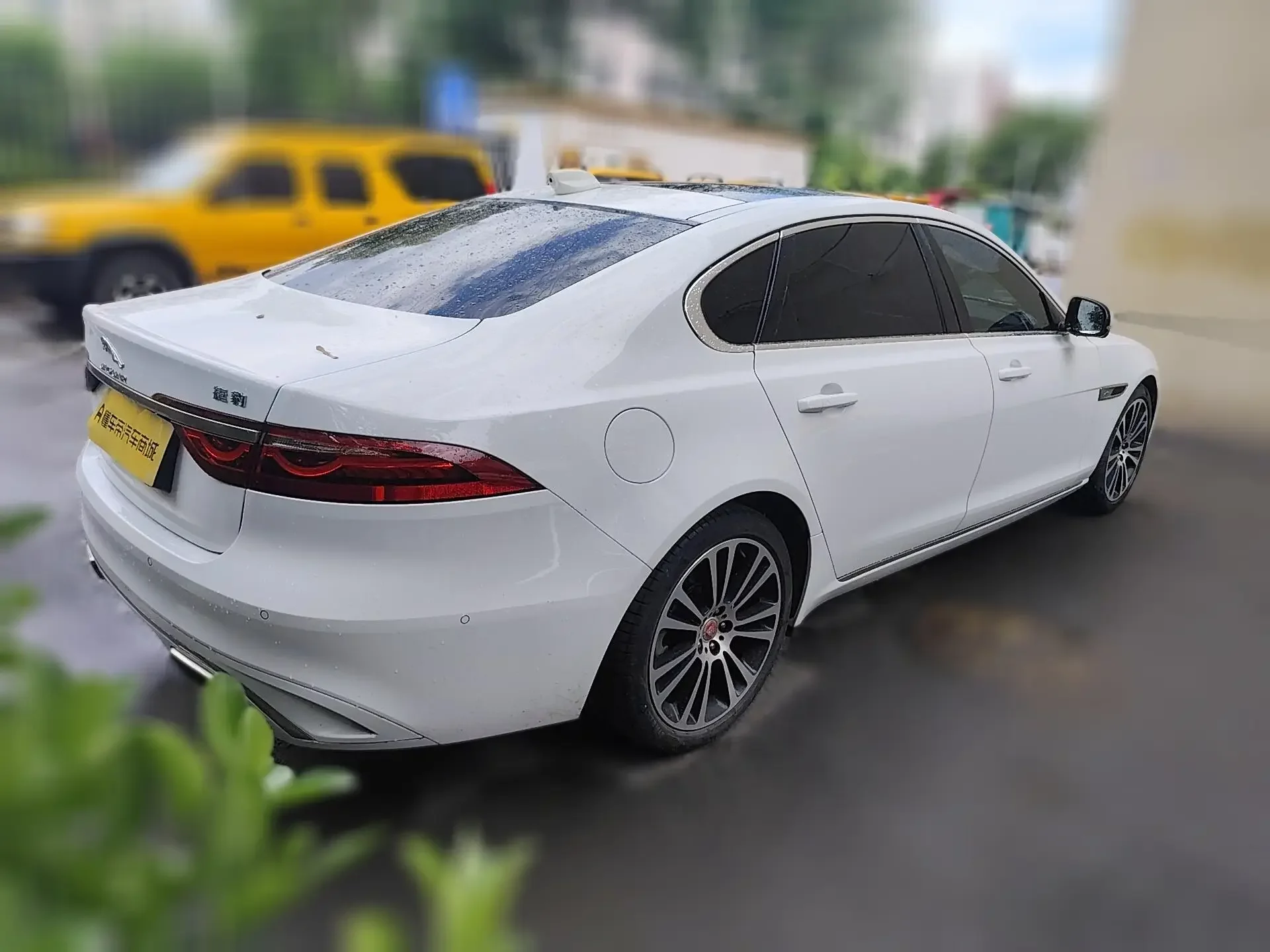 Jaguar XFL