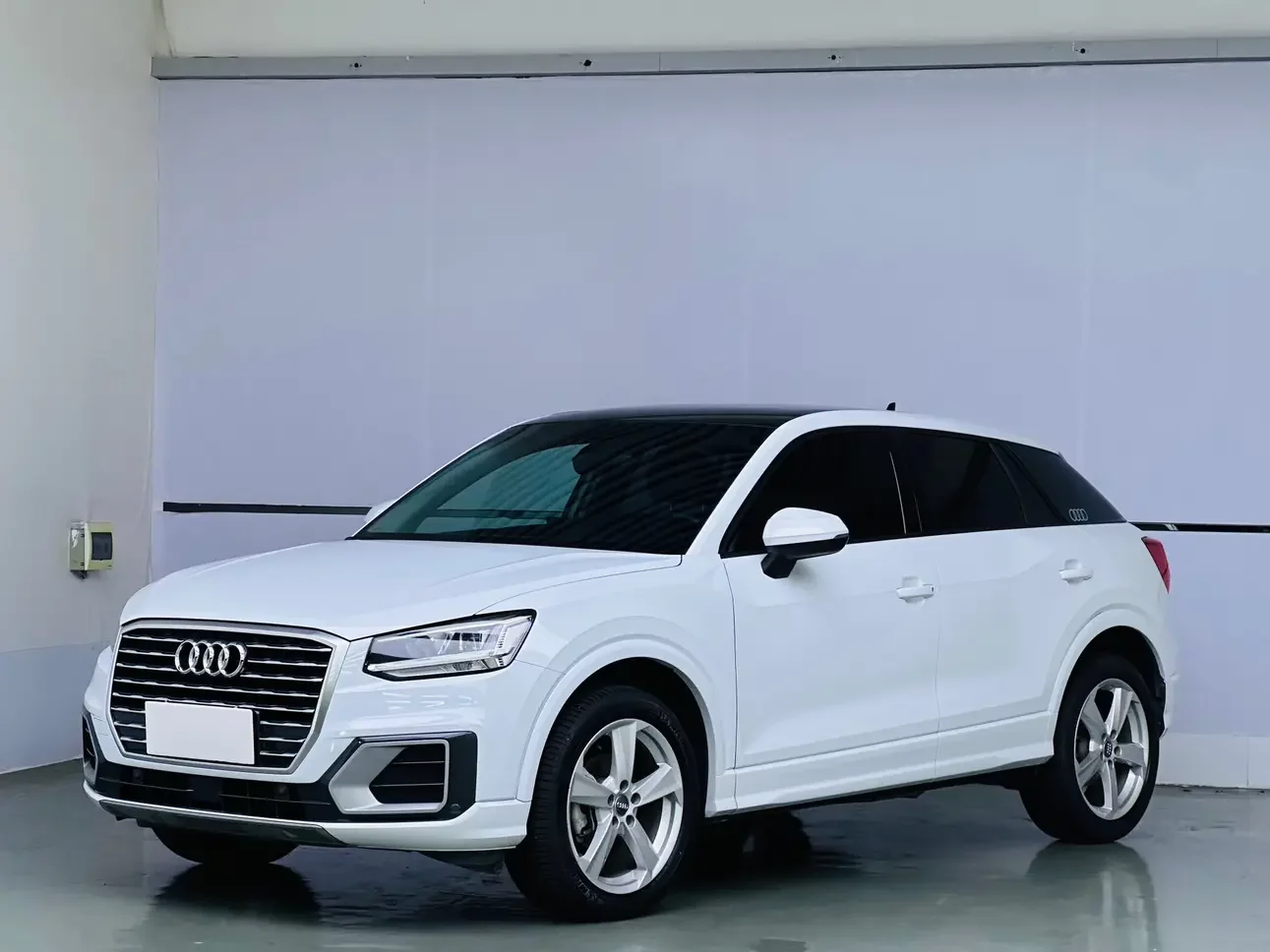 Audi Q2L