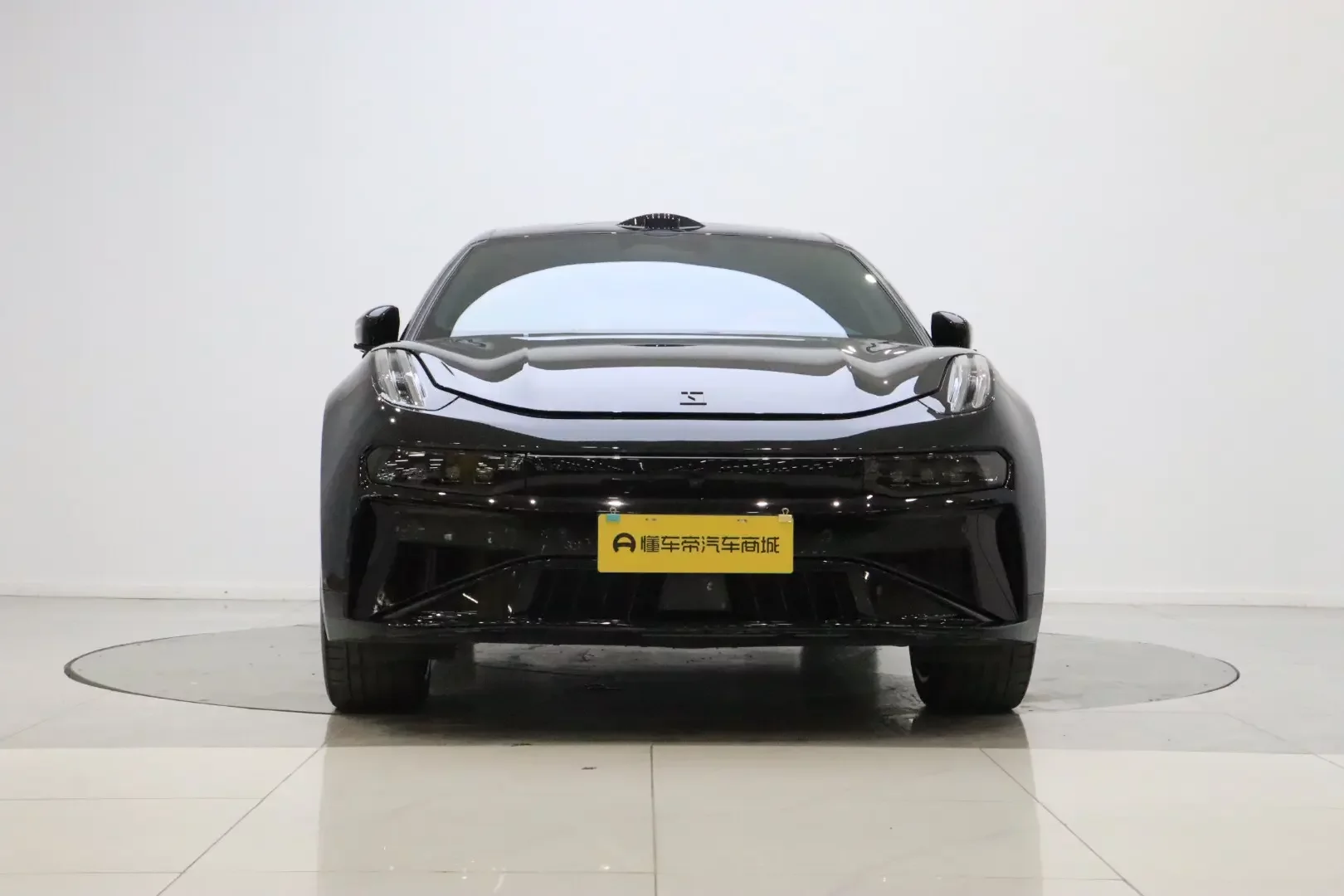 ZEEKR 001