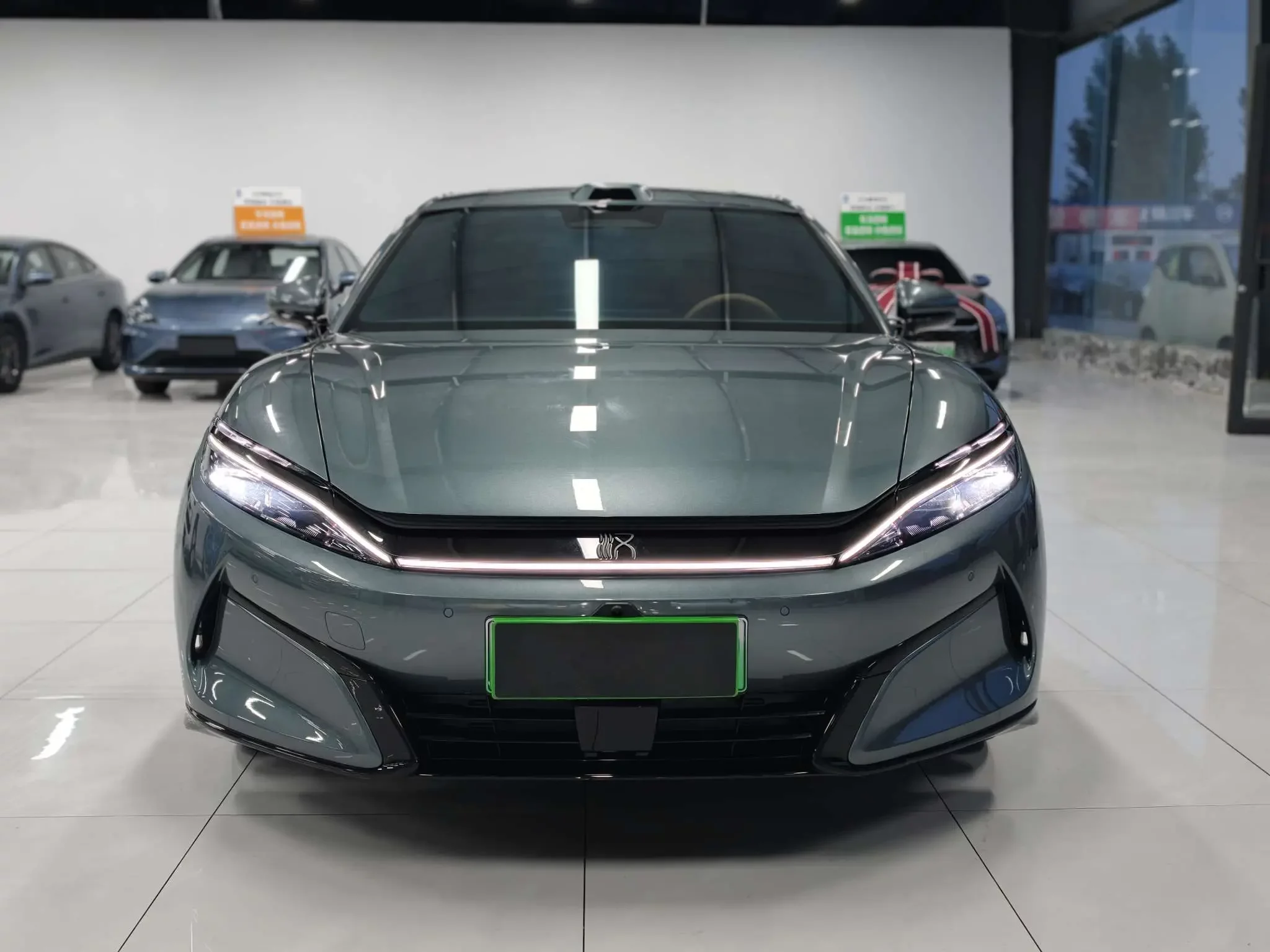 BYD Han L EV