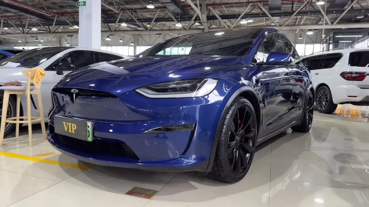 Tesla Model X