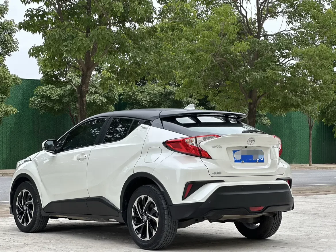 Toyota C-HR Hybrid