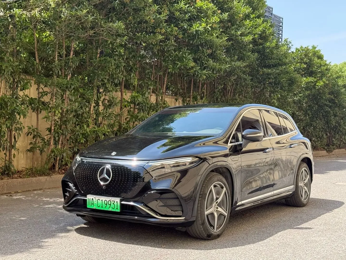 Mercedes-Benz EQS SUV
