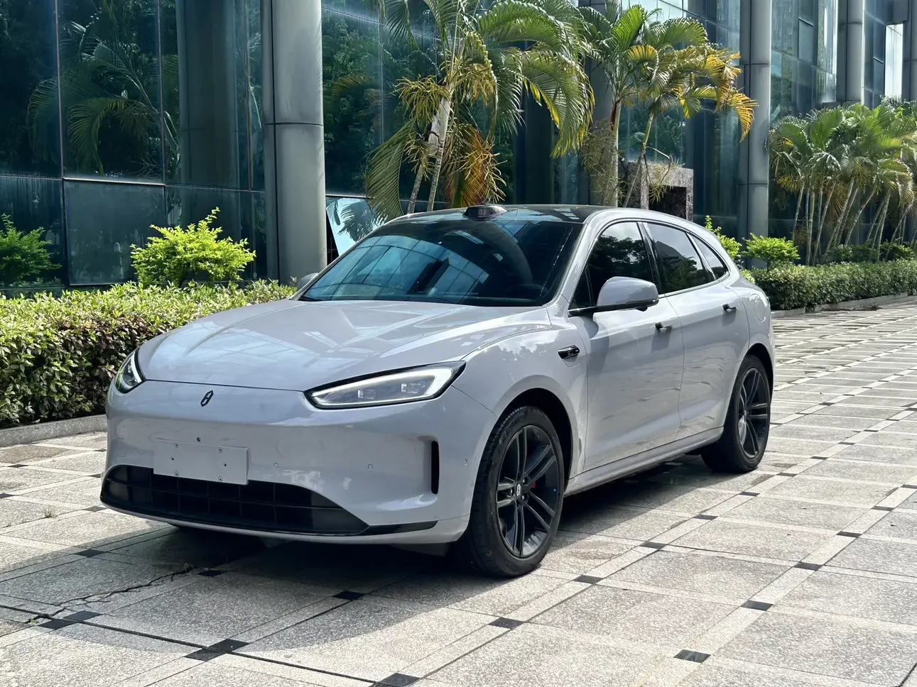 AITO M5