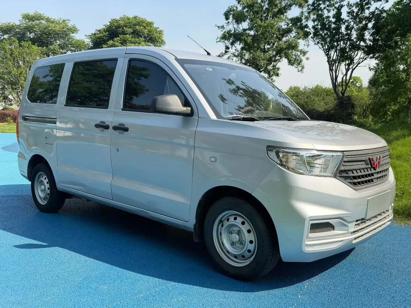 Wuling Hongguang V