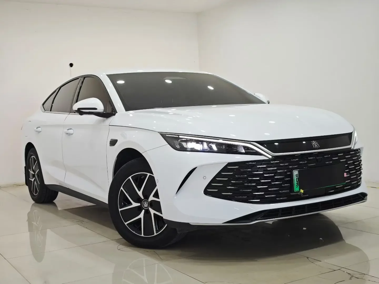 BYD Qin L DM