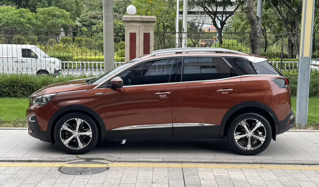 Peugeot 4008