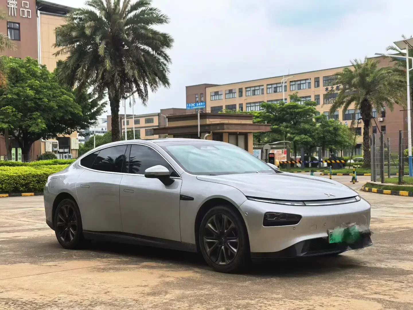 Xpeng P7