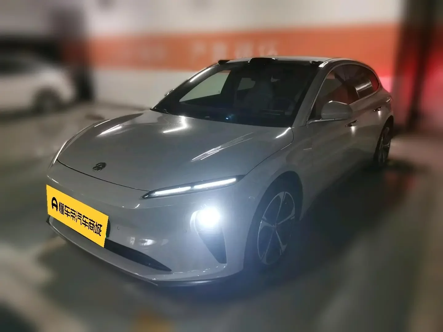 NIO ET5T  из Китая
