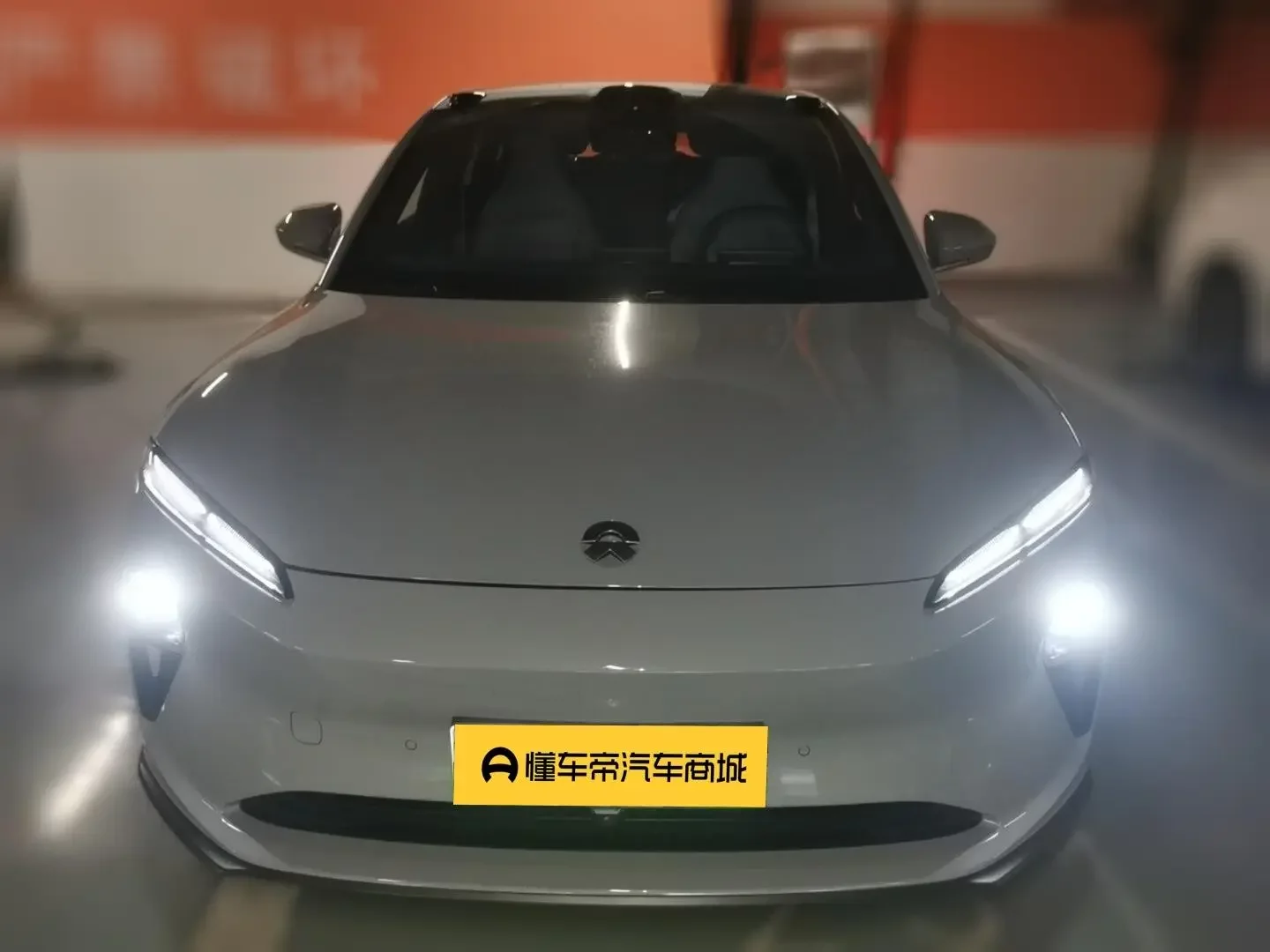 NIO ET5T  из Китая