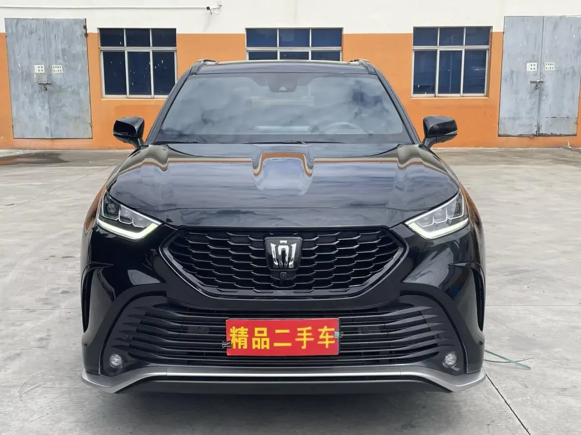 Toyota Crown Kluger