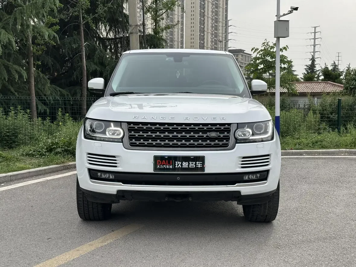 Land Rover range rover