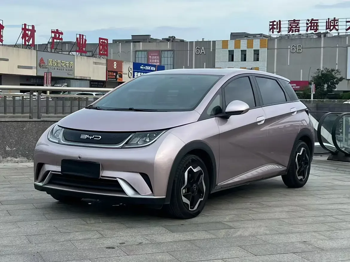BYD dolphin