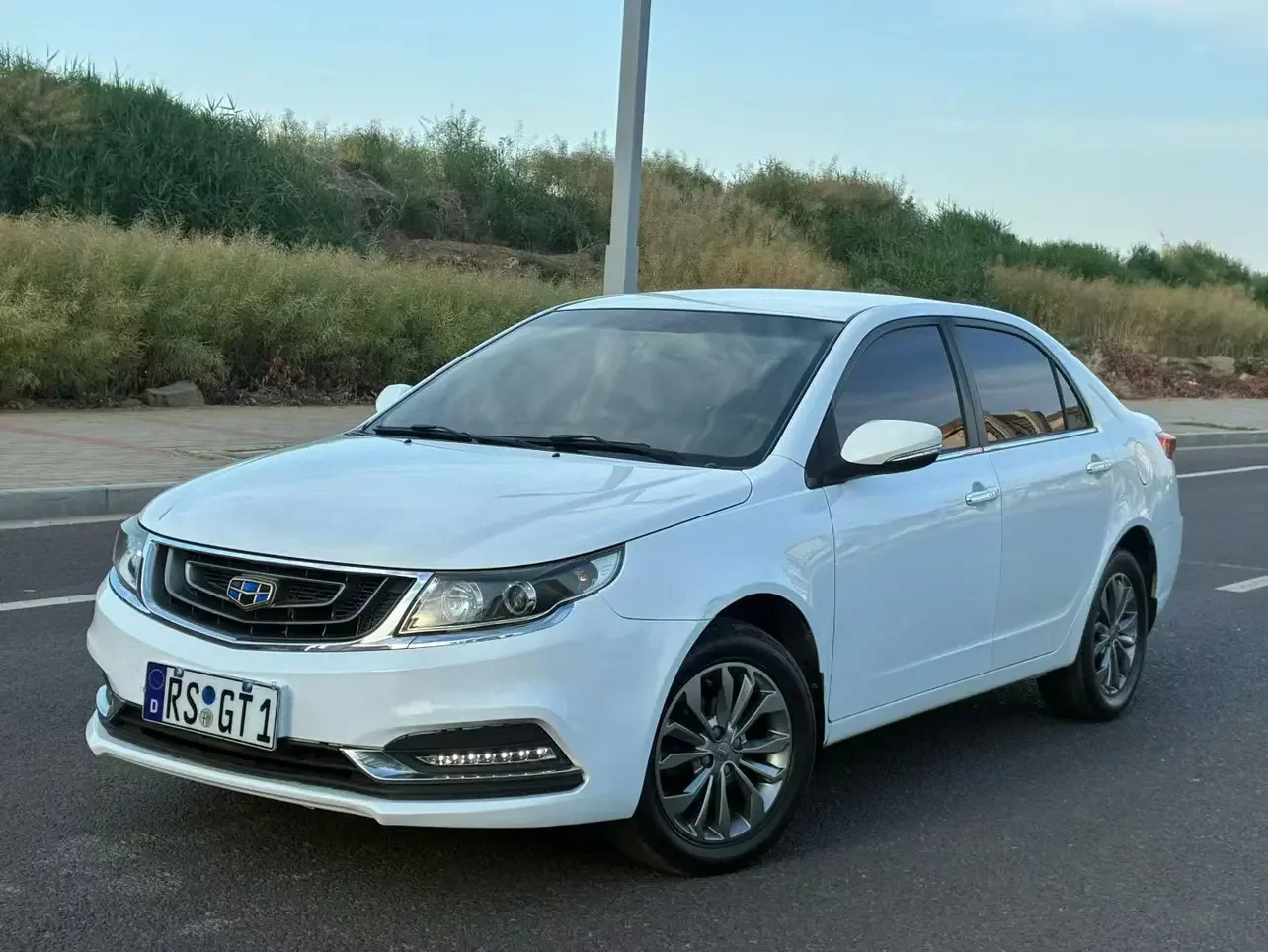Geely Vision
