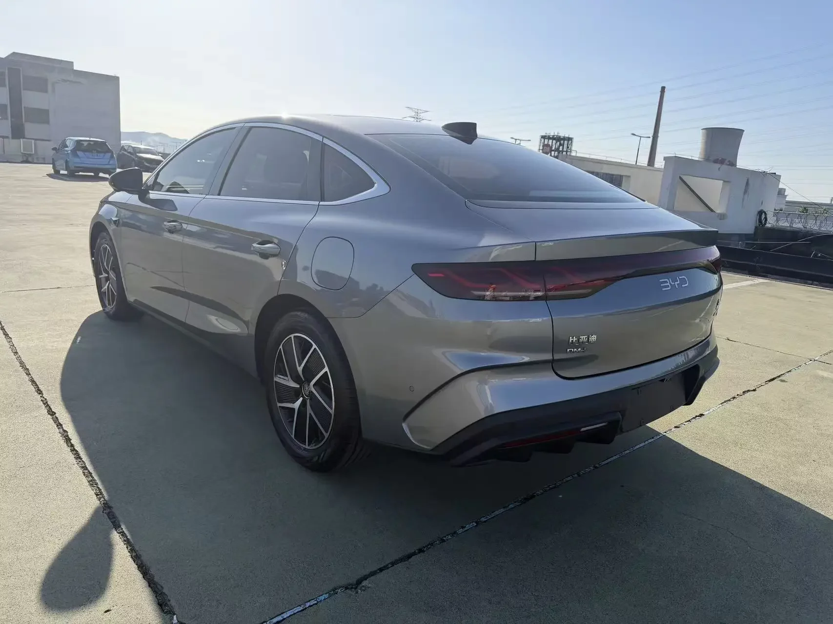 BYD Qin L DM