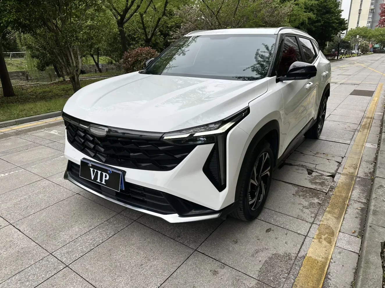 Geely Atlas