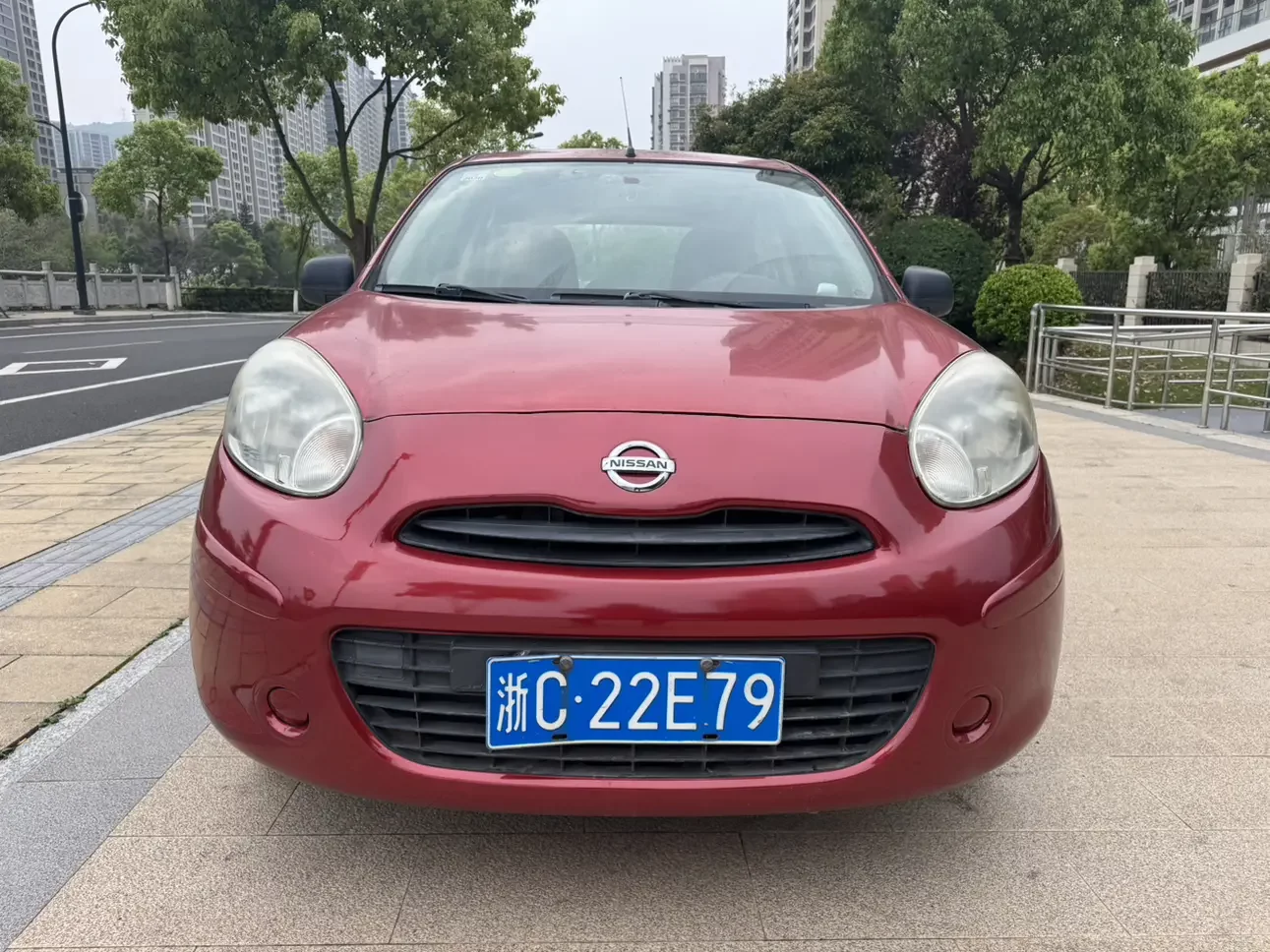 Nissan March