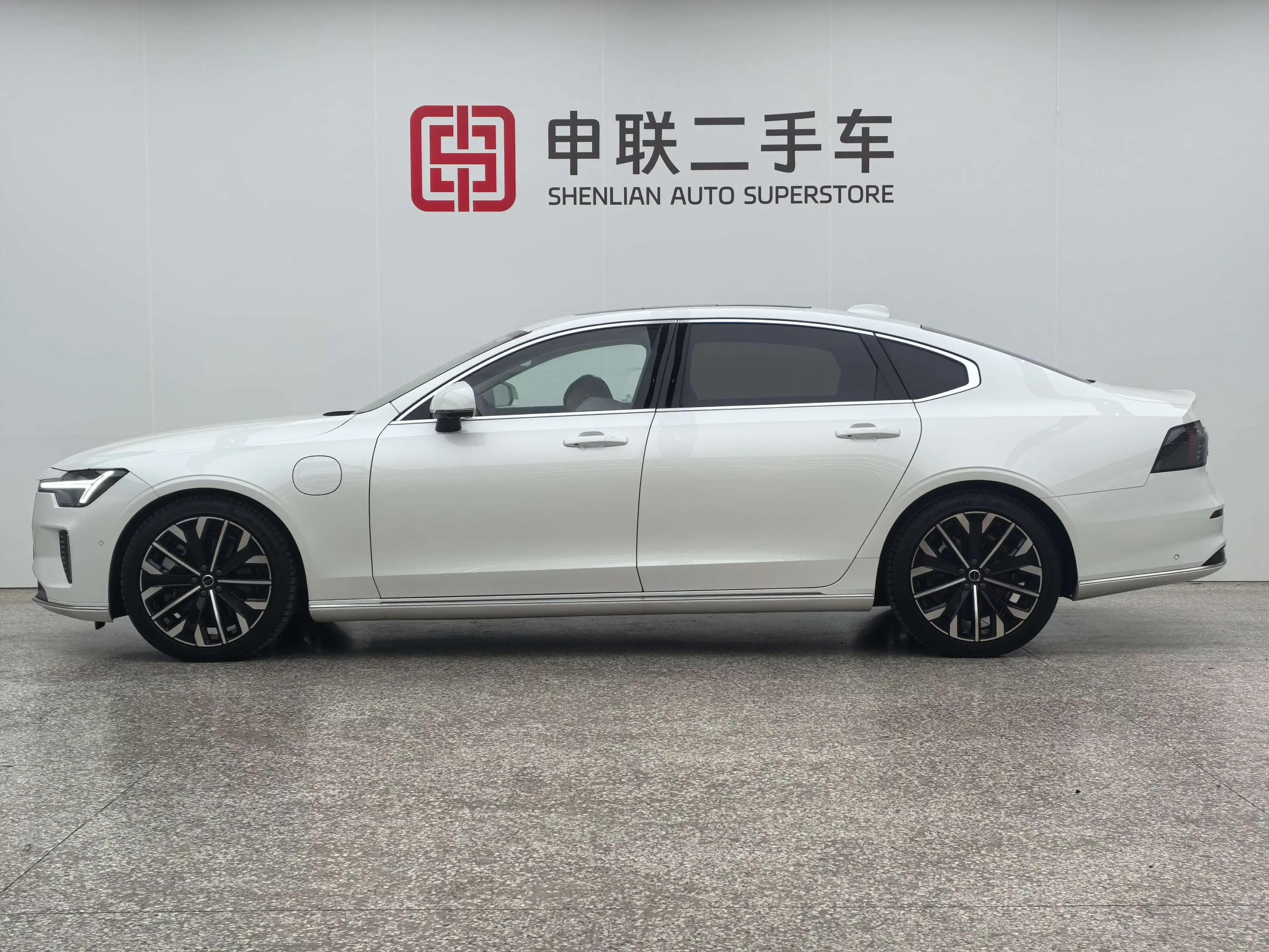 Volvo S90 PHEV
