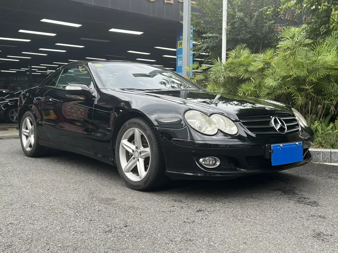 Mercedes-Benz SL Class