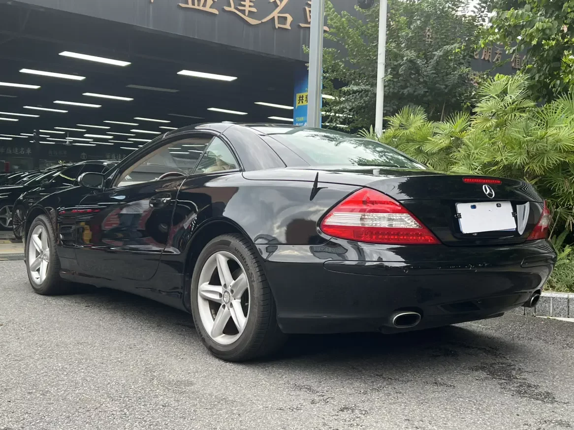 Mercedes-Benz SL Class