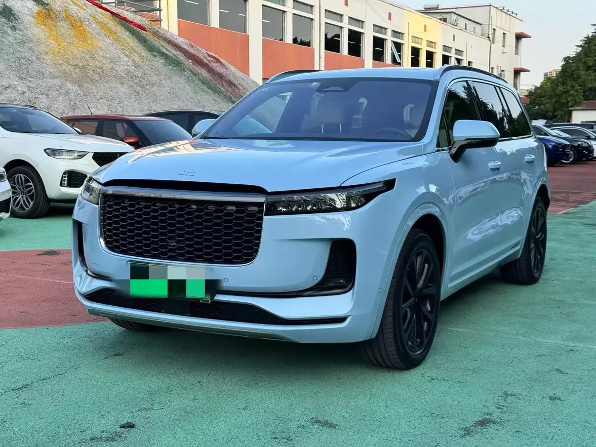 Li ONE (Ideal ONE)  из Китая