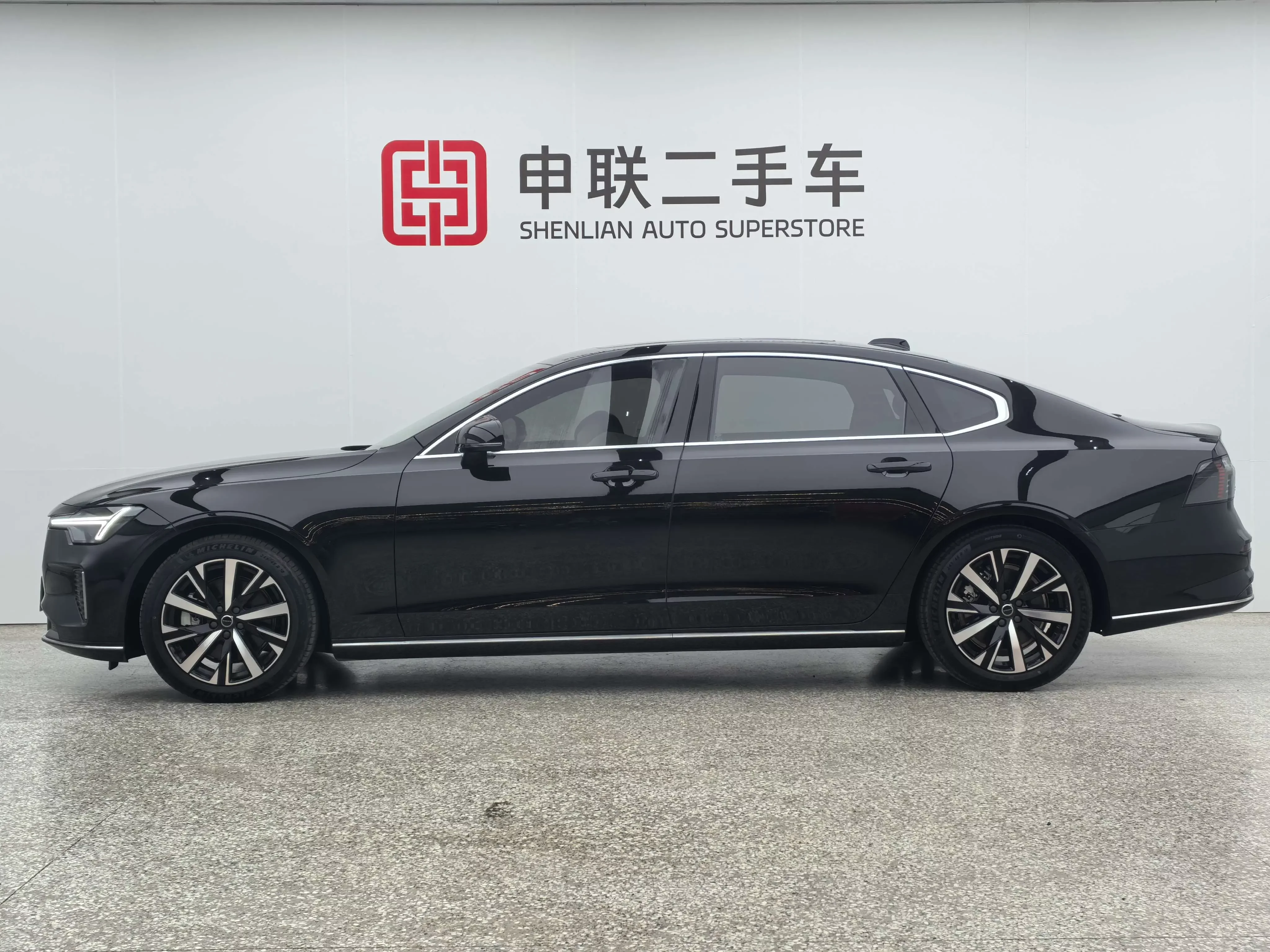 Volvo S90